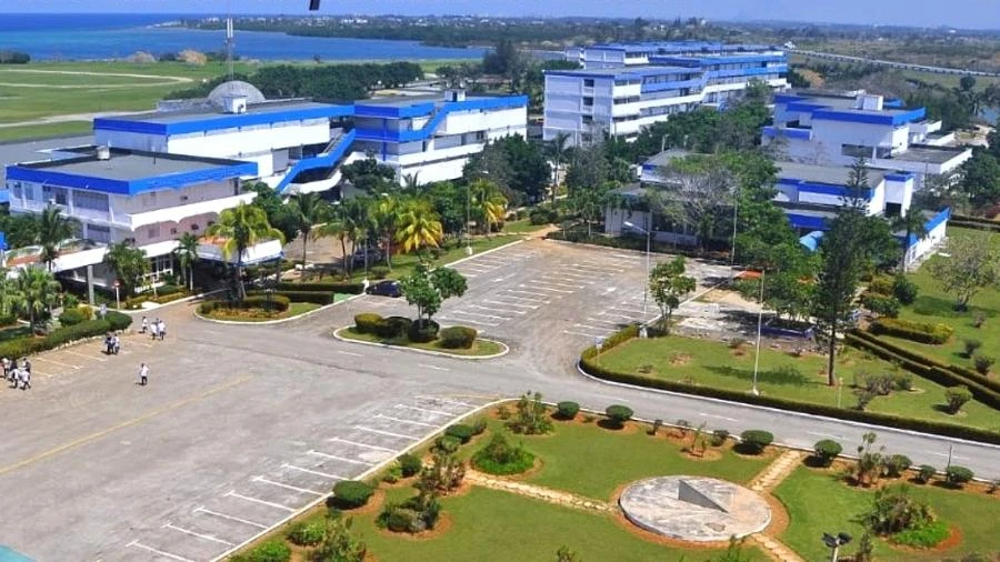 Bahia mandará jovens estudar medicina em faculdade criada por Fidel em Cuba Carlos Madeiro