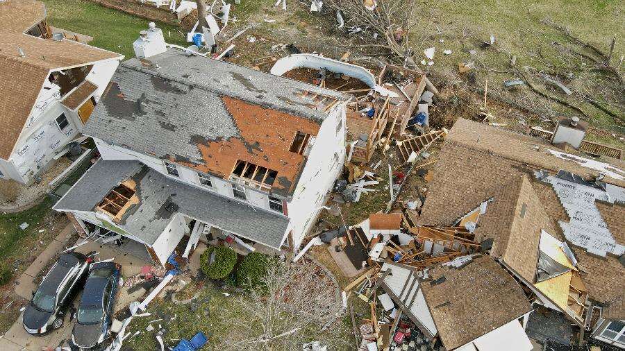 Tornados deixam pelo menos 18 mortos nos Estados Unidos