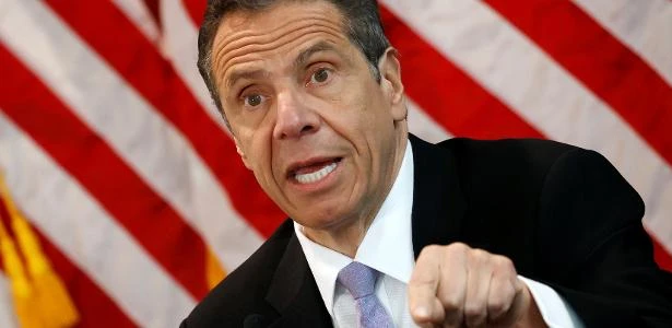 Nova York limita funcionamento de bares e academias após aumento de casos