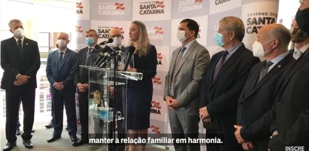 A governadora que não repudiou as ideias nazistas do pai em nome da família