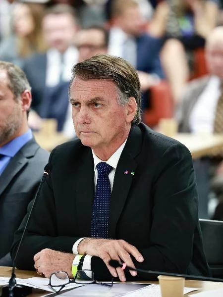 Bolsonaro deve ir para prisão domiciliar caso seja condenado pelo STF Letícia Casado - Colunista