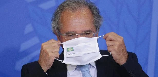 Guedes diz esperar que SP pague pela vacina sem socorro do governo federal