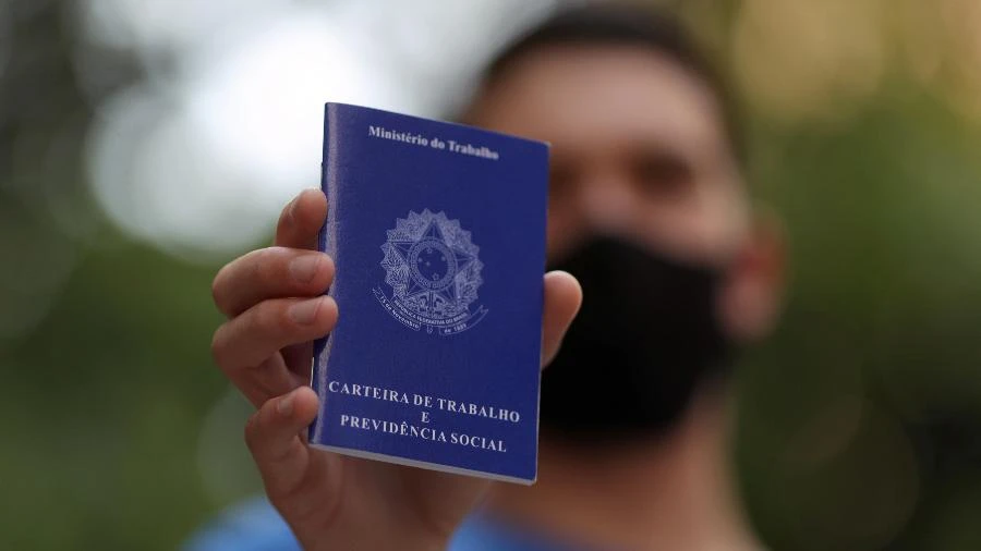 Governo muda regras para trabalho em feriados: o que vai valer em julho
