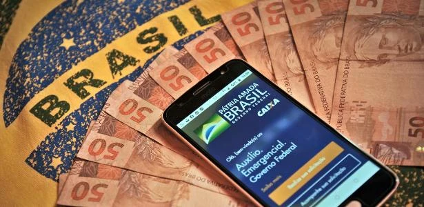 Bloqueios ao auxílio emergencial provocam aumento de ações na Justiça