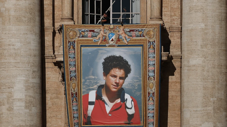 Milagre no Brasil: quem é santo 'millennial' que será canonizado pelo papa