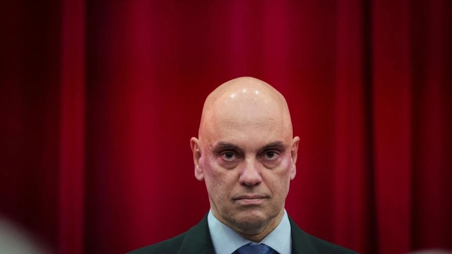 Moraes tem razão, pois bancos (e redes sociais) não podem ignorar nossa lei Leonardo Sakamoto