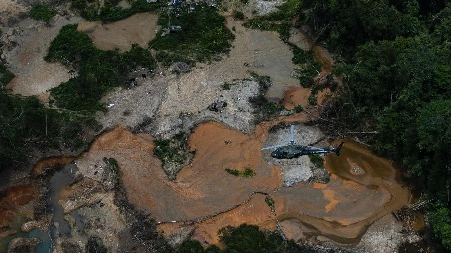 Justiça condena União por omissão e contaminação de yanomamis com mercúrio Carlos Madeiro