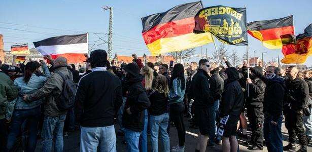 Marcha neonazista em Berlim termina com 90 presos