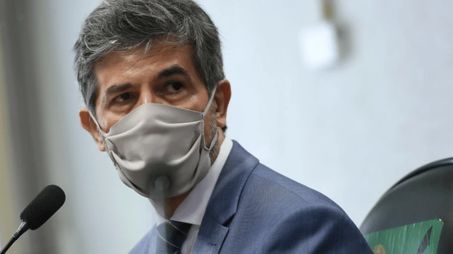 Teich lamenta 500 mil mortes e cobra mais eficiência no combate à covid