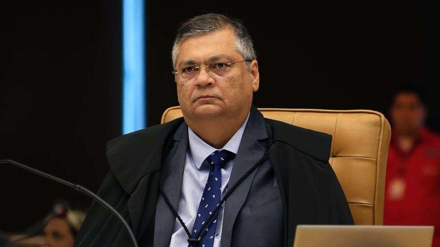 Dino diz que vai propor discussão no STF sobre despesas com emendas em 2025 Carolina Brígido