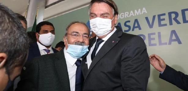 Senador com grana nas nádegas é do Conselho de Ética. O que isso revela?
