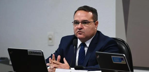 Comissão do Senado aprova nome de Jorge Oliveira para o TCU