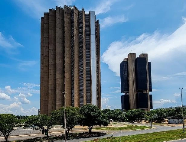 Mercado mantém projeção da Selic em 14,75% e reduz expectativa de inflação, aponta Focus
