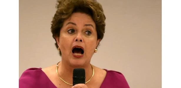 Dilma sai em defesa de Marília e Manuela e vê 'baixarias' dos adversários