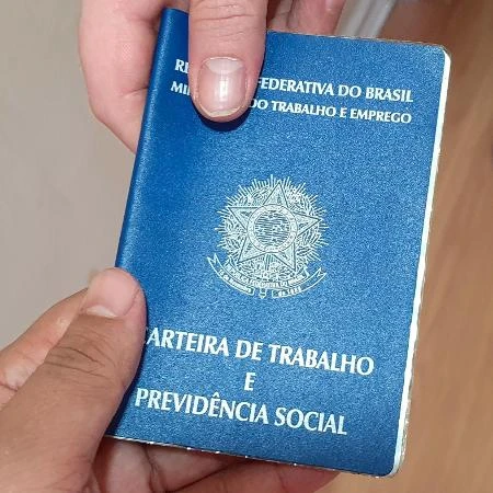 Já com mínima histórica, taxa de desemprego terá nova queda, diz economista