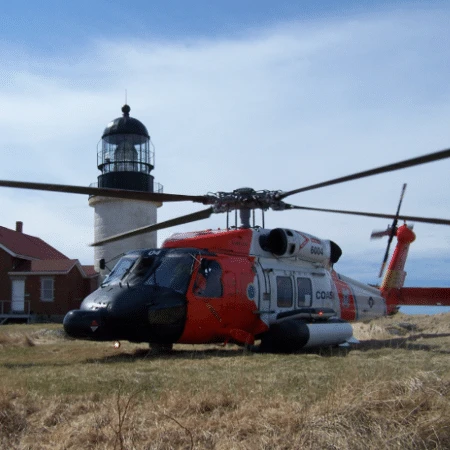 Helicóptero da Guarda Costeira dos EUA cai no Alasca