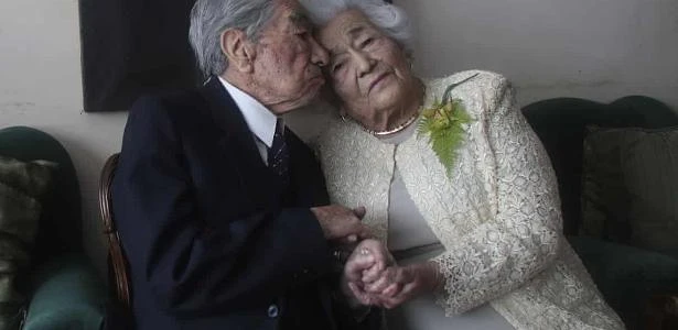 Morre homem equatoriano que tinha casamento recorde de 79 anos