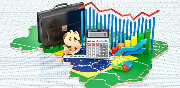 Economia do Brasil sobe tão rápido quanto caiu, mas fim de auxílio é ameaça