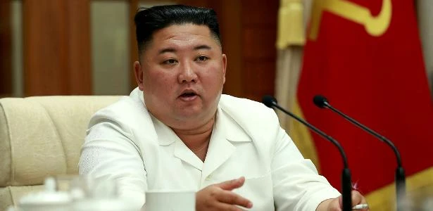 Coreia do Norte quer população em casa contra 'nuvem de covid' da China