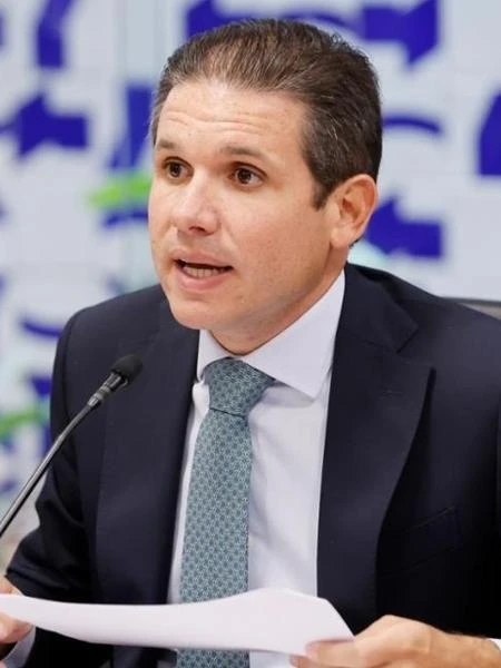 Motta manda recado ao governo Lula: 'Não pode gastar sem freio'