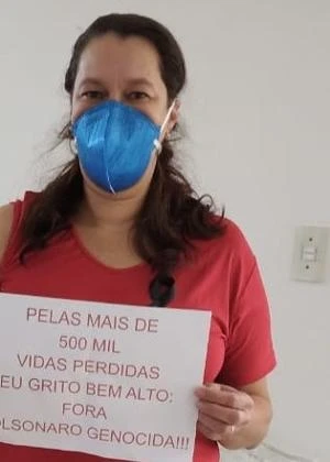 Filha de Olavo de Carvalho se filia ao PT contra 