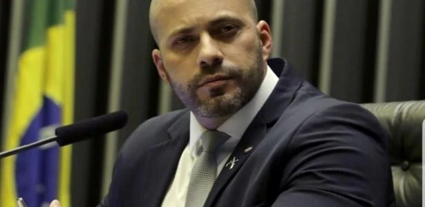 Deputado bolsonarista cita artigo que protege PCDs para não usar máscara