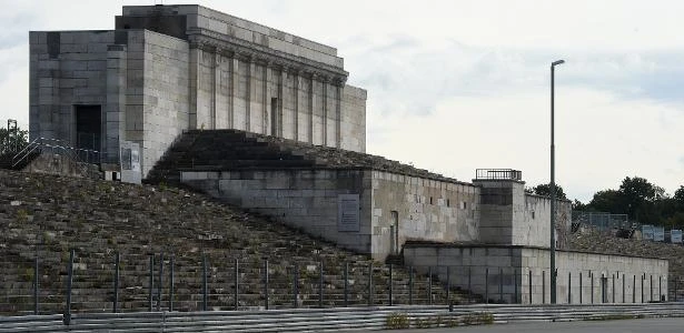 Nuremberg preserva edifícios nazistas para não esquecer barbárie de Hitler