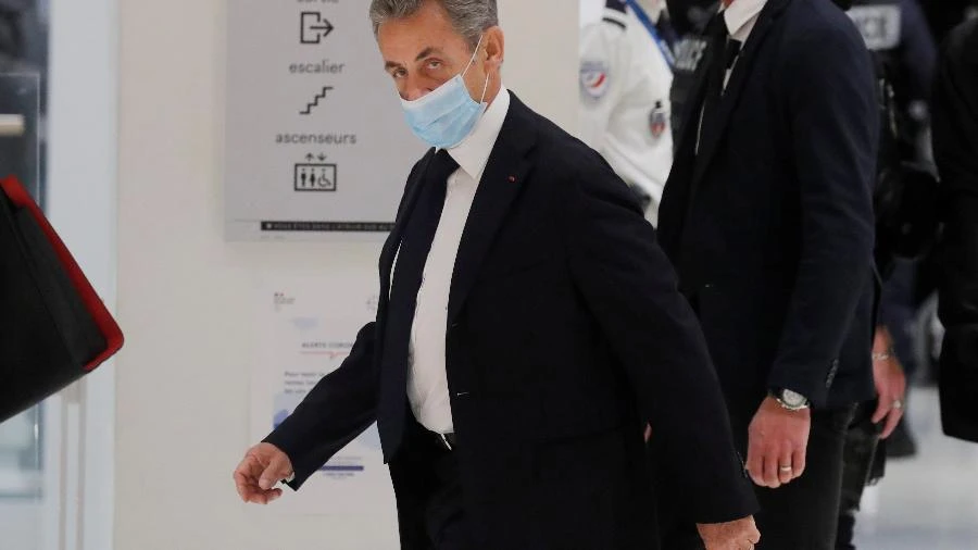MP da França pede prisão do ex-presidente Sarkozy por gastos em 2012