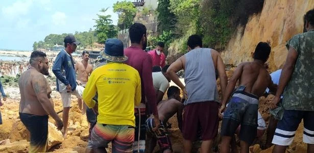 Governo envia equipe técnica à praia de Pipa após desabamento de falésia