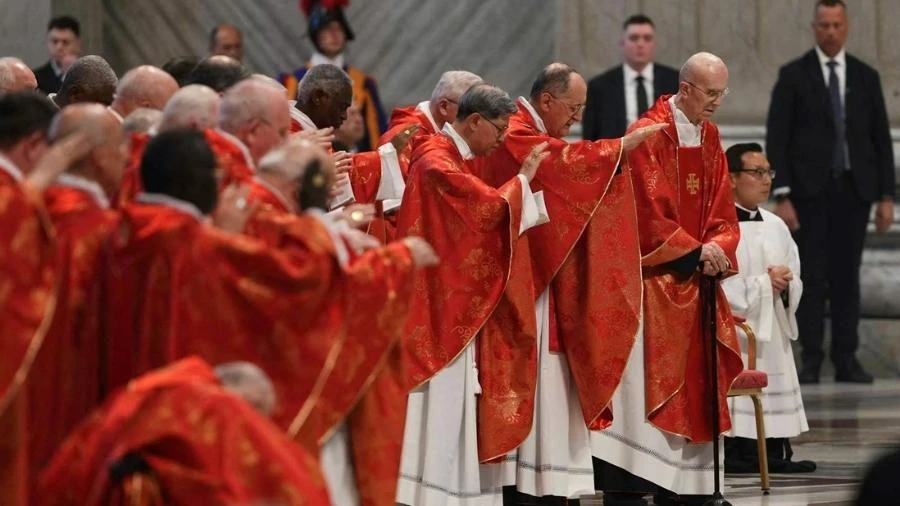 Apelo por 'unidade' em missa indica que Igreja não quer conclave longo