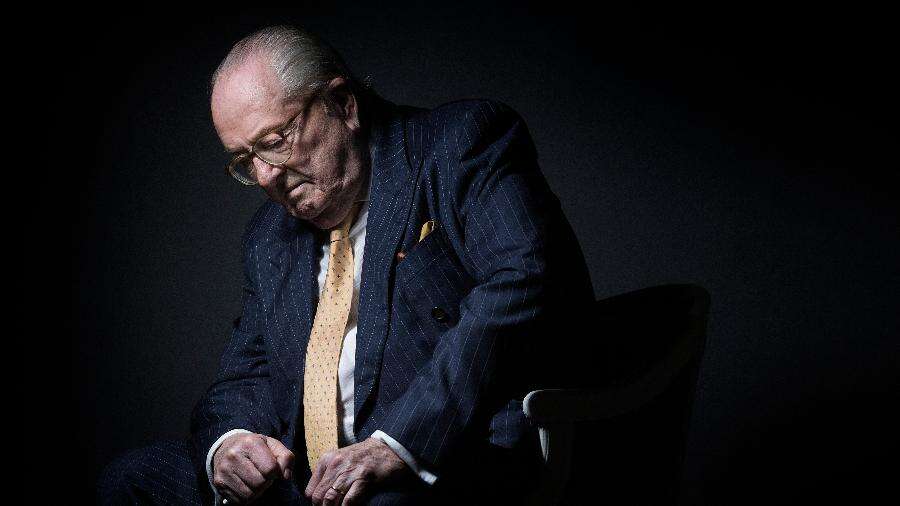 Premiê da França lamenta morte de Jean-Marie Le Pen: 'Foi um combatente'