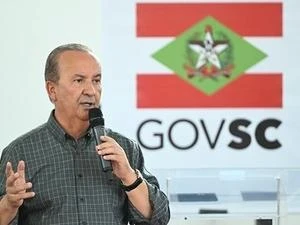 Reinaldo: Governador de SC hostiliza o Nordeste. E os ovos do preconceito Reinaldo Azevedo