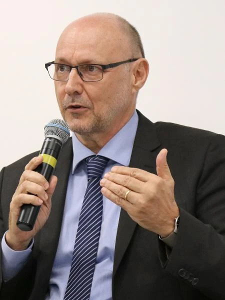 PF diz que diretor da Abin atuou para impedir que servidores colaborassem Aguirre Talento