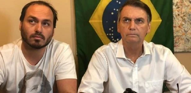 Filhos de Bolsonaro criticam Covas e Boulos nas redes sociais
