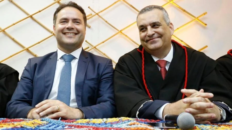 'Traição' por Bolsonaro fez relator da CPI do INSS inimigo dos Renans em AL Carlos Madeiro