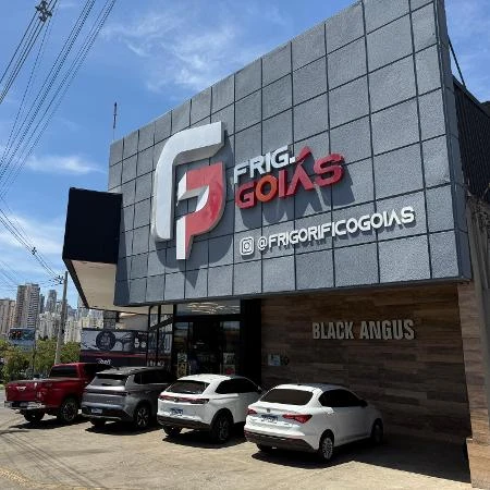 Antipetismo vira marketing e aquece movimento em açougue de Goiânia