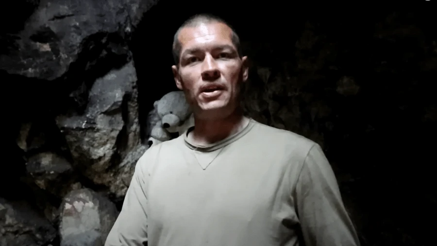 Foragido é preso após mostrar caverna onde se escondia e vídeo viralizar