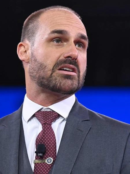 Eduardo: Se eu voltar, sei que vou preso. Primeiro tenho que anular Moraes