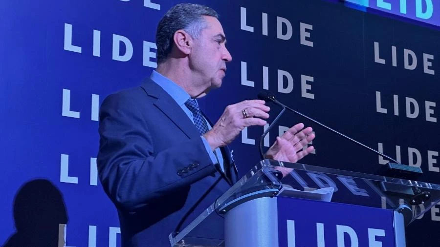 Barroso diz que EUA tiveram 'papel decisivo' para evitar golpe no Brasil