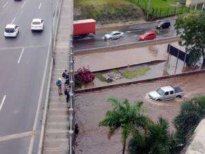 SP já teve 65% do volume previsto de chuva para o mês; quando vai parar?