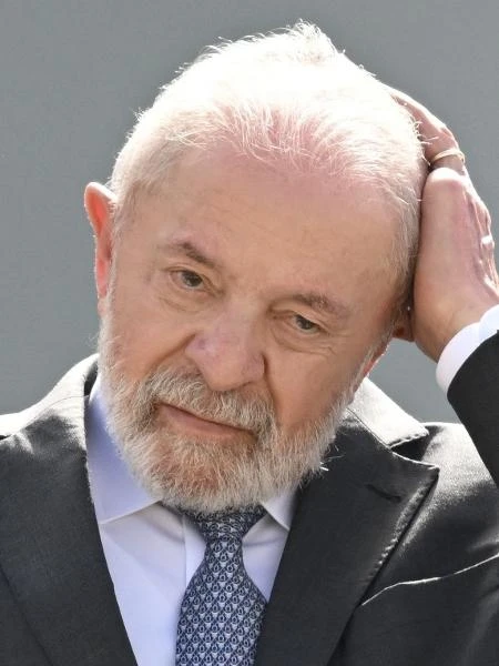 Ministros veem ajuste fiscal como chance para melhorar popularidade de Lula Amanda Klein