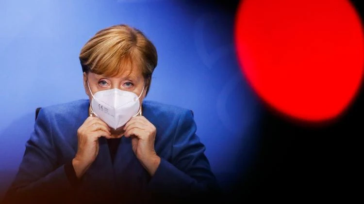 Merkel adverte contra 