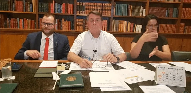 Bolsonaro usa declaração de Biden para bombar paranoia militar da Amazônia