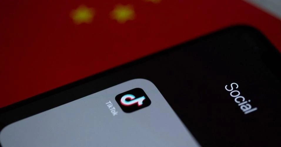 Venda do TikTok nos EUA chama atenção para o algoritmo: entenda como ele pode mudar sob influência de Trump