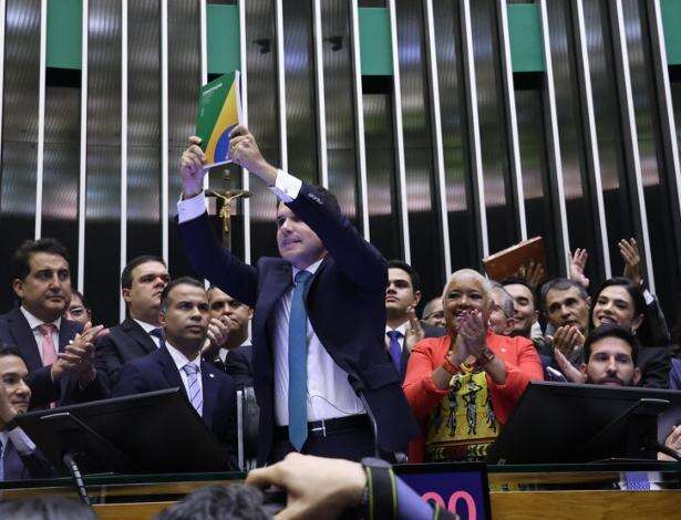 Empossado, Hugo Motta defende maior autoridade ao Congresso