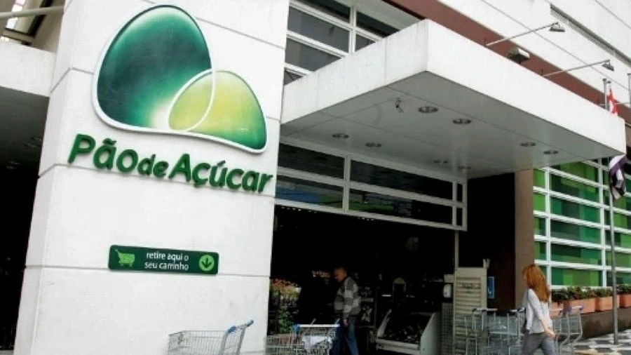 Apps de 'bicos' em supermercados cobram por uniforme e não pagam transporte Carlos Juliano Barros