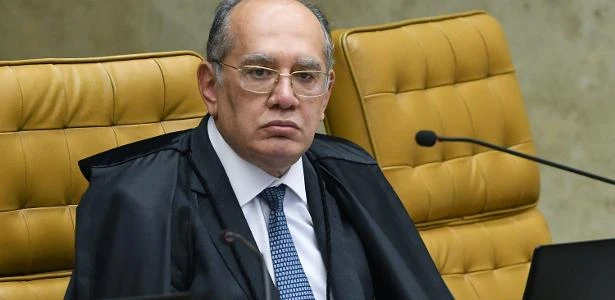 Gilmar pede destaque e retira do plenário virtual julgamento sobre universidades