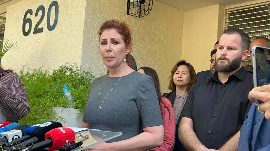 Estou fora do Brasil há alguns dias, diz Carla Zambelli, condenada pelo STF
