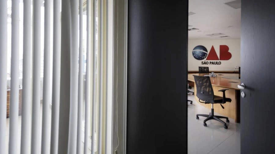 Após golpes do falso advogado, OAB cria site para verificação de identidade