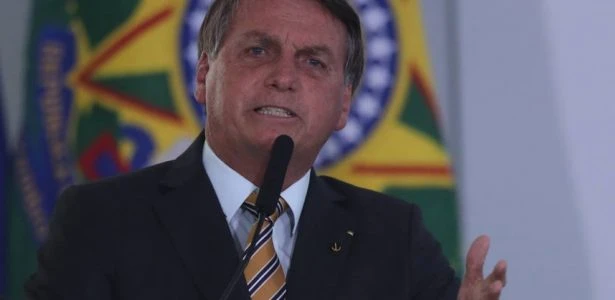 Bolsonaro só é presidente porque somos covardes